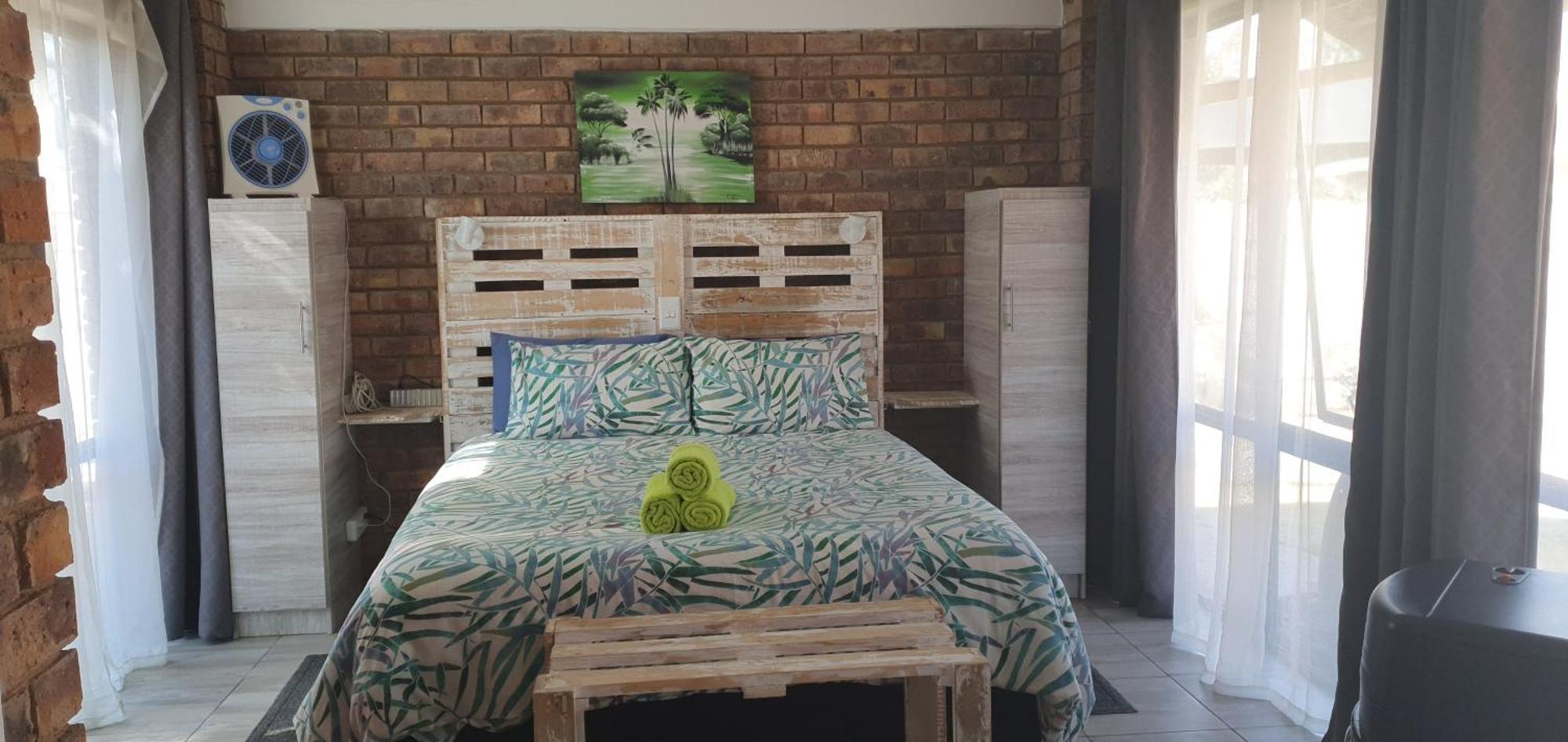 Meadows Guesthouse Germiston Exteriör bild
