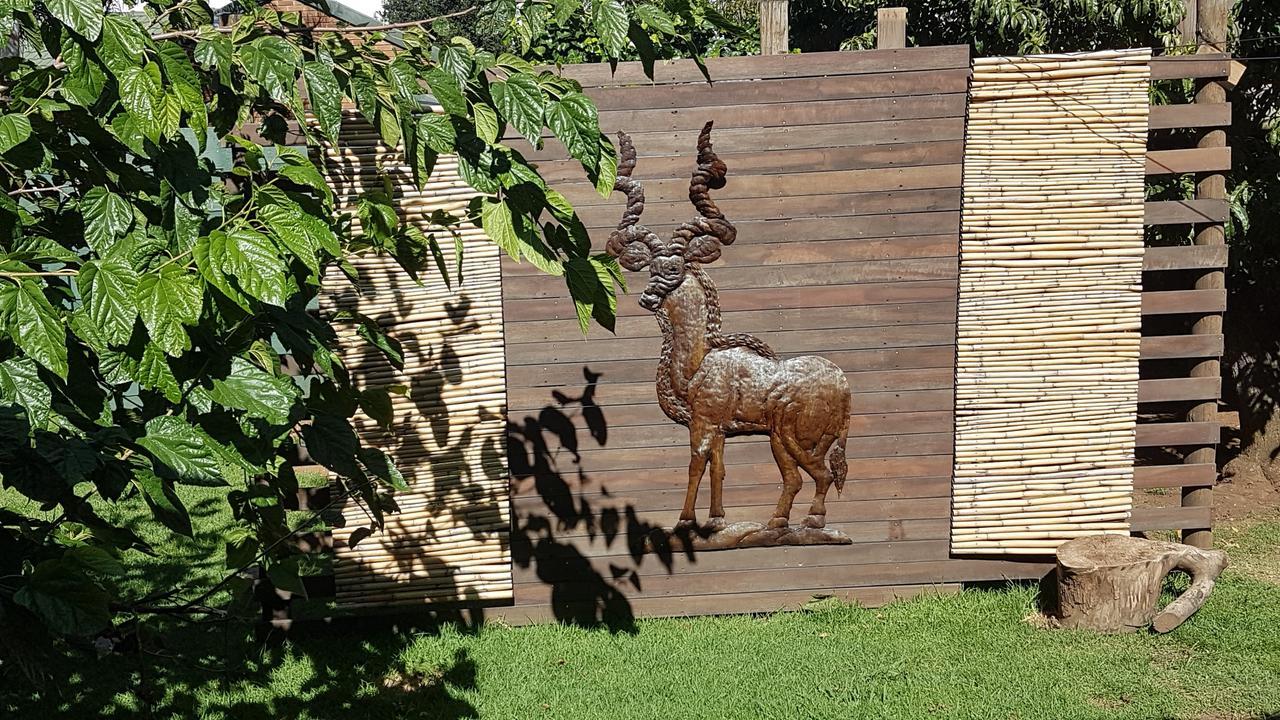 Meadows Guesthouse Germiston Exteriör bild